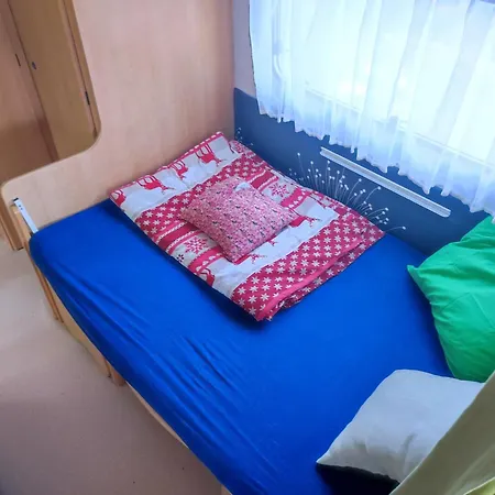 Mobilny Utulny Karavan S Moznostou Cestovania V Ramci Slovenska Camping *